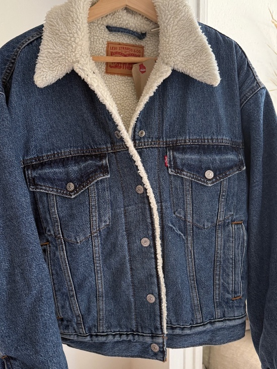 Levis Strauss Jackets & Blazers - New Levi’s ’90s Sherpa Trucker Jacket – NWT